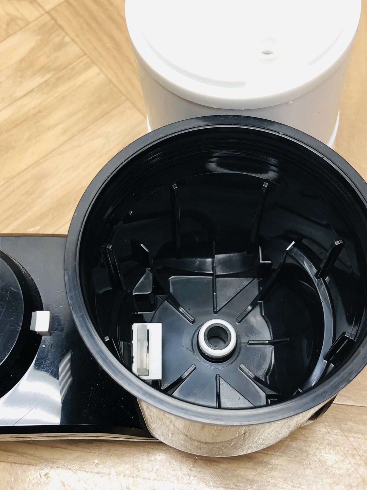 PUR Water Faucet Filtration System, Black Faucet Mounted System FM2000B NOS