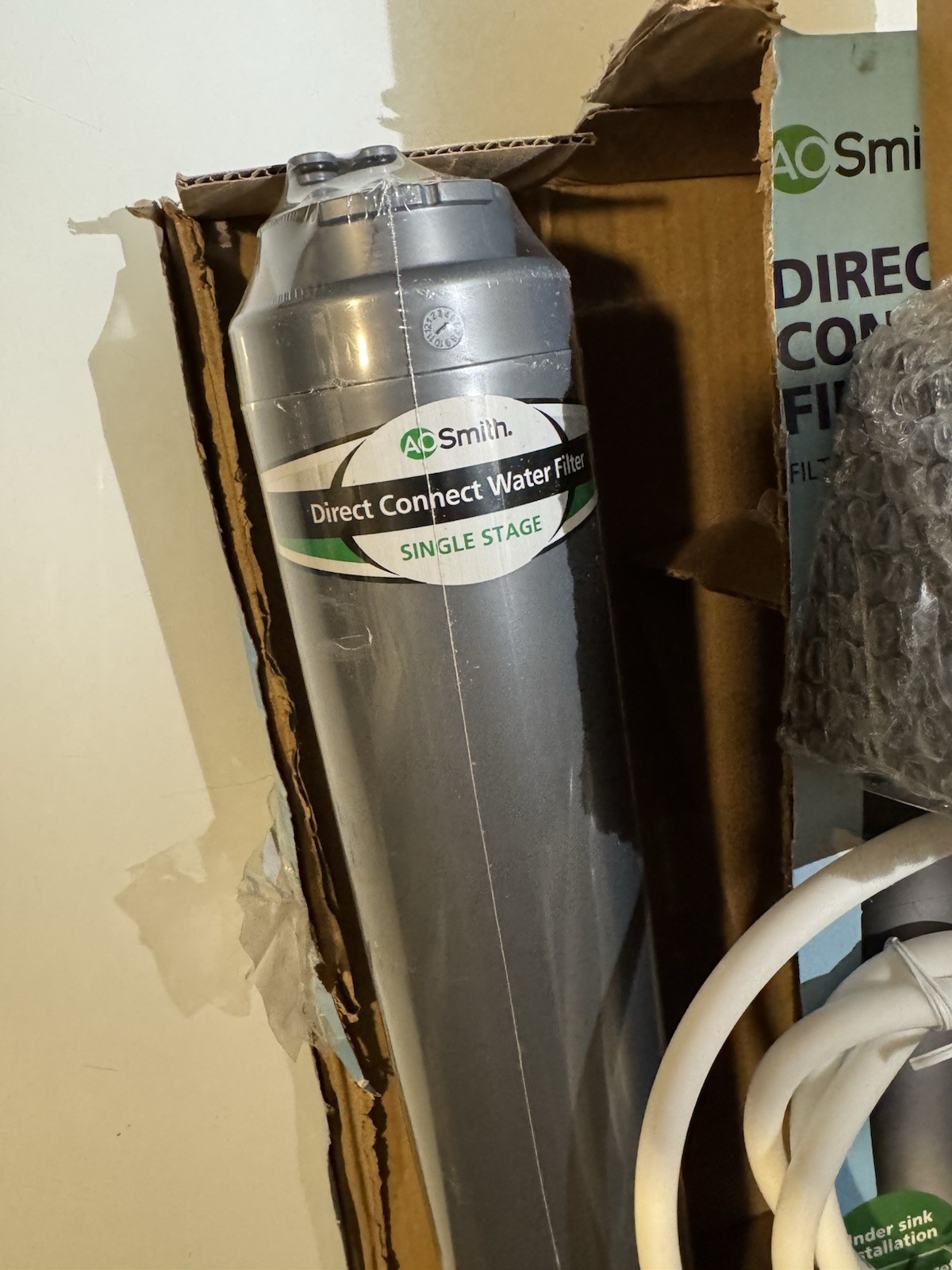A. O. Smith AO-MF Under-Sink Water Filter 1-Stage 300 gal Lead/Chlorine