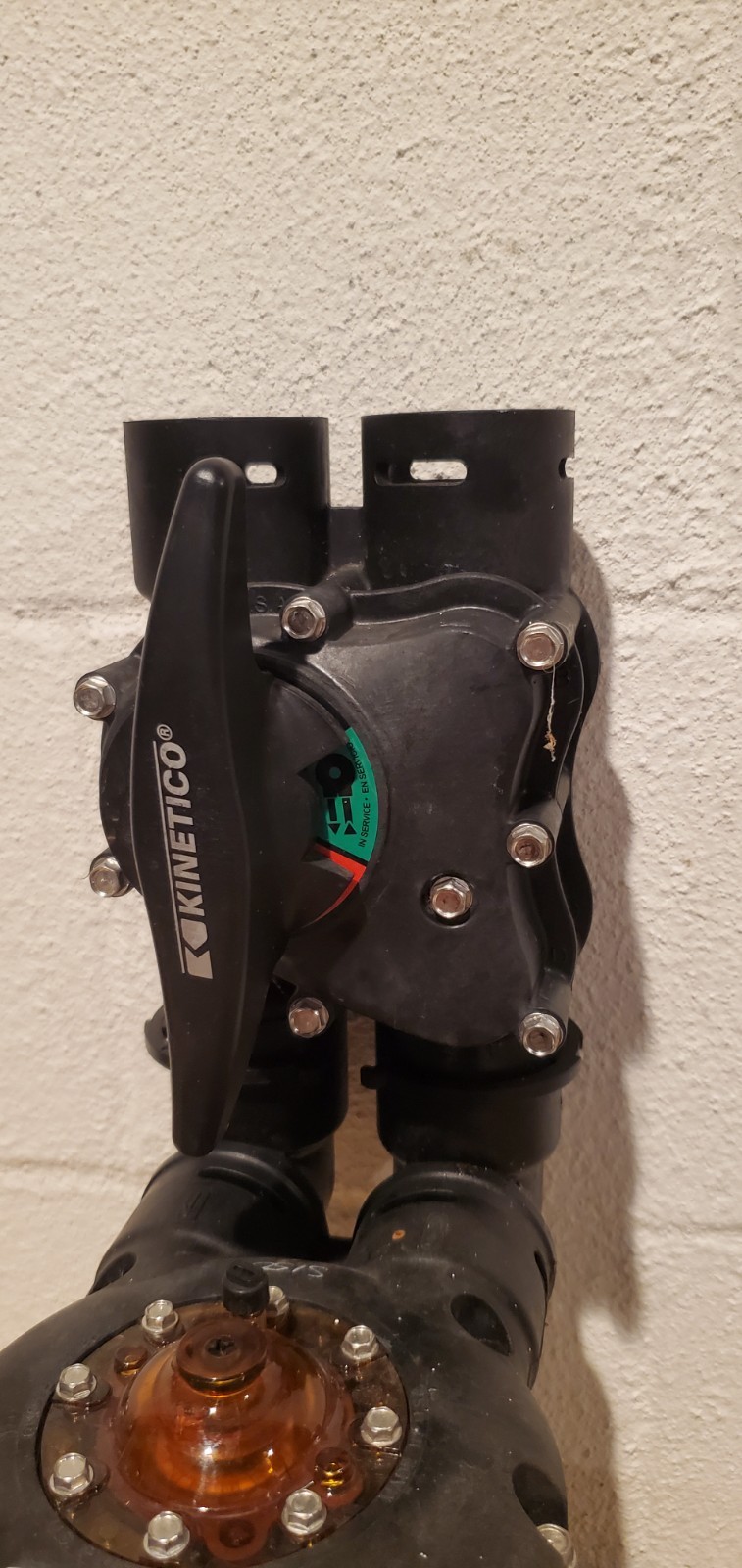 Used Kinetico Mach S150 Softener Head For Parts With Bypass And Elbows