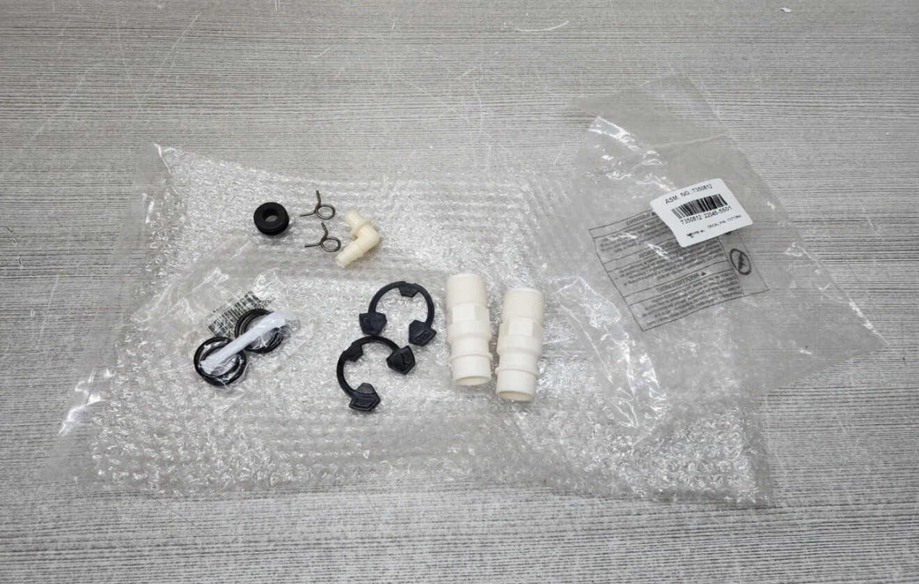 Whirlpool Water Softener Adaptor Kit 7350812 1″ NPT (USED)